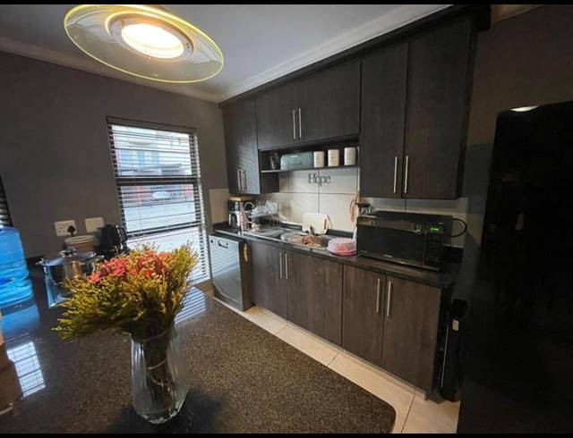 2 BEDROOM APARTMENT FOR SALE IN KANONIERSPARK